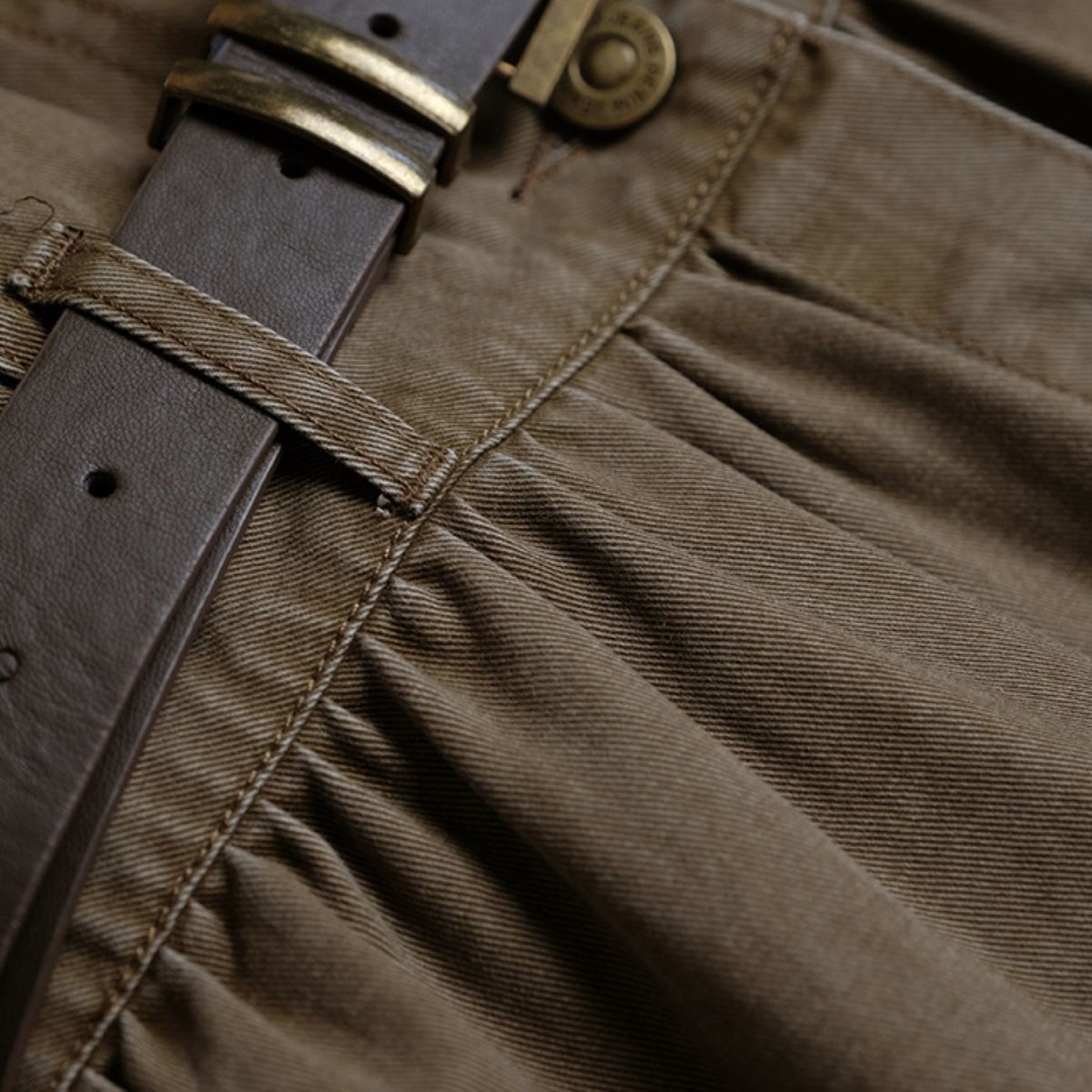 Minivestido vaquero de manga corta con cinturón