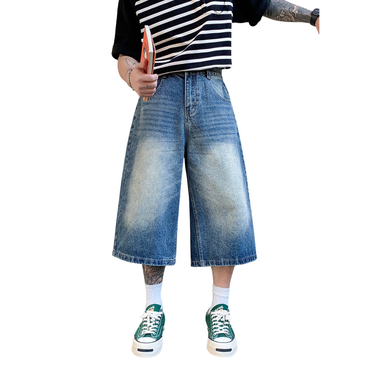 Bermudas con lavado vintage y salpicaduras de tinta