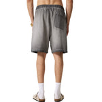 Pantalones cortos desgastados con lavado intenso