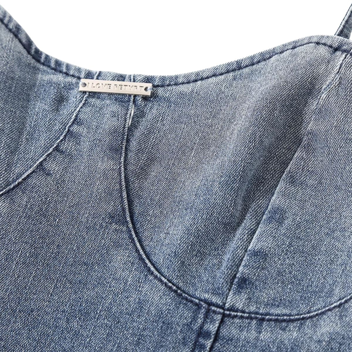 Falda vaquera con bordado de perlas y lavado vintage