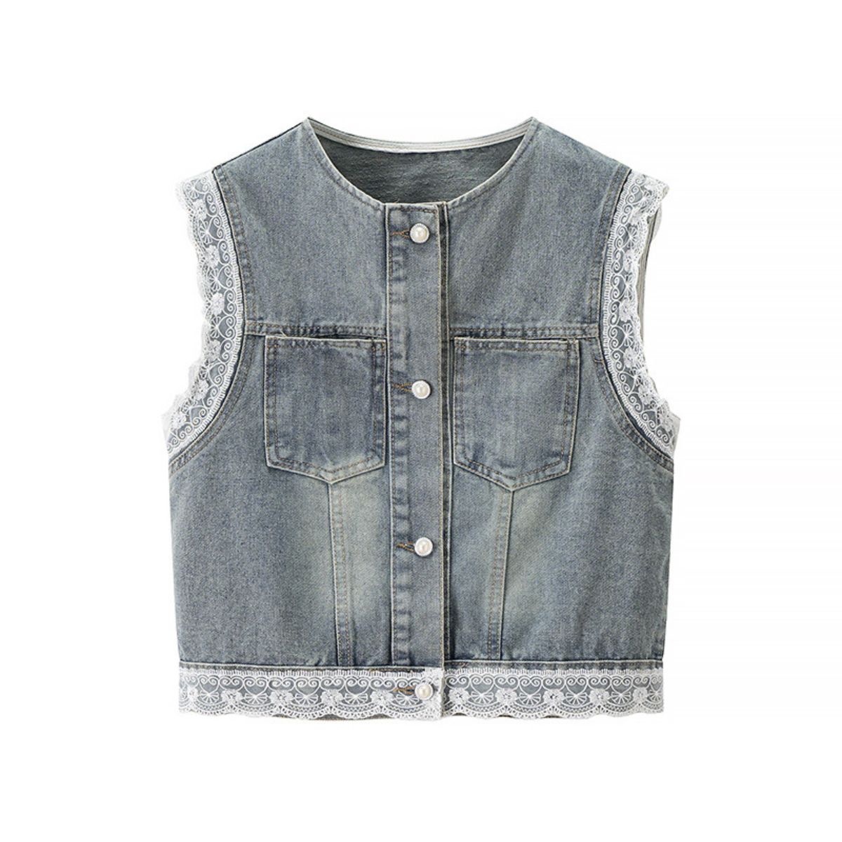 Shorts vaqueros con mariposas bordadas y adornados con perlas