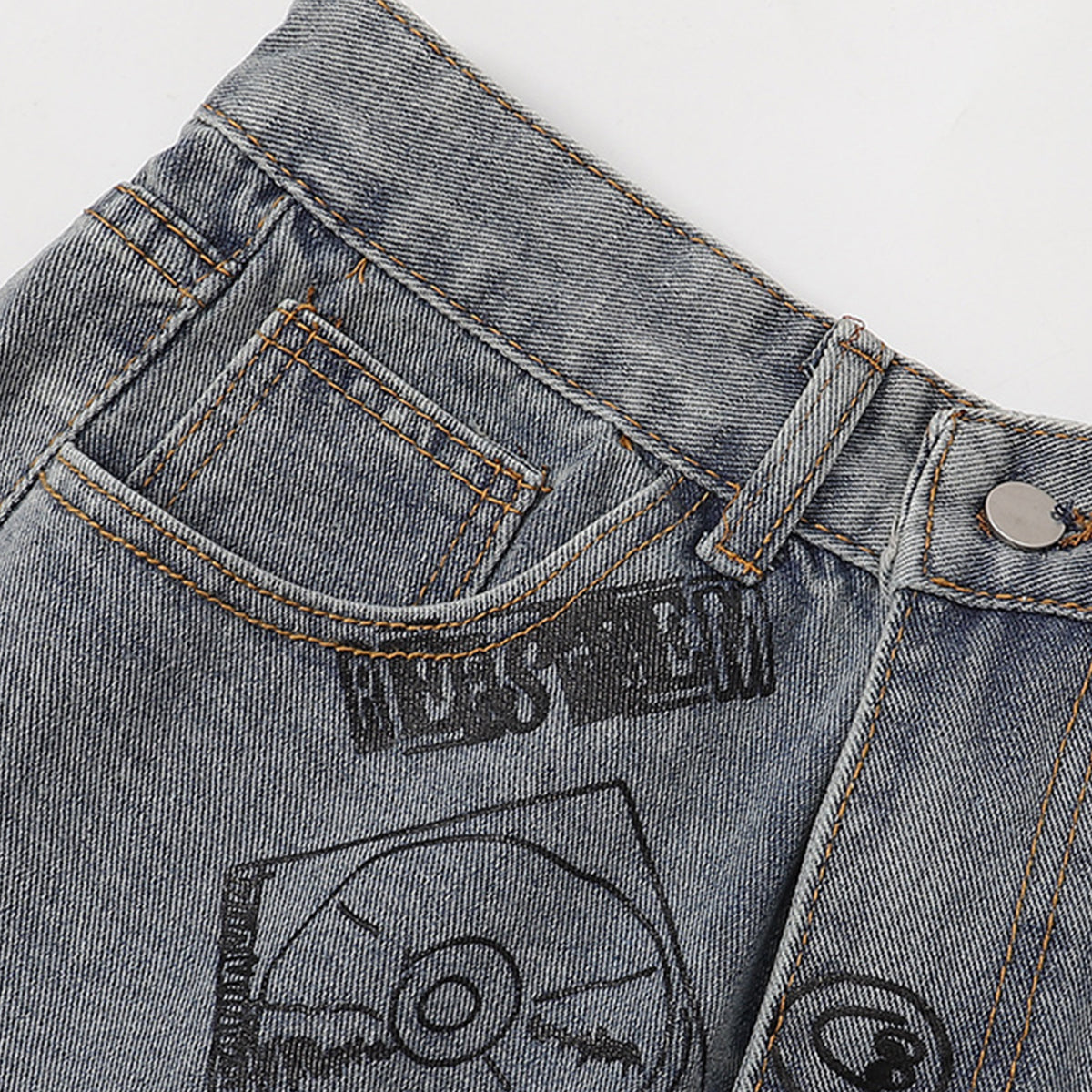 Bermudas vaqueras rasgadas con parches de camuflaje