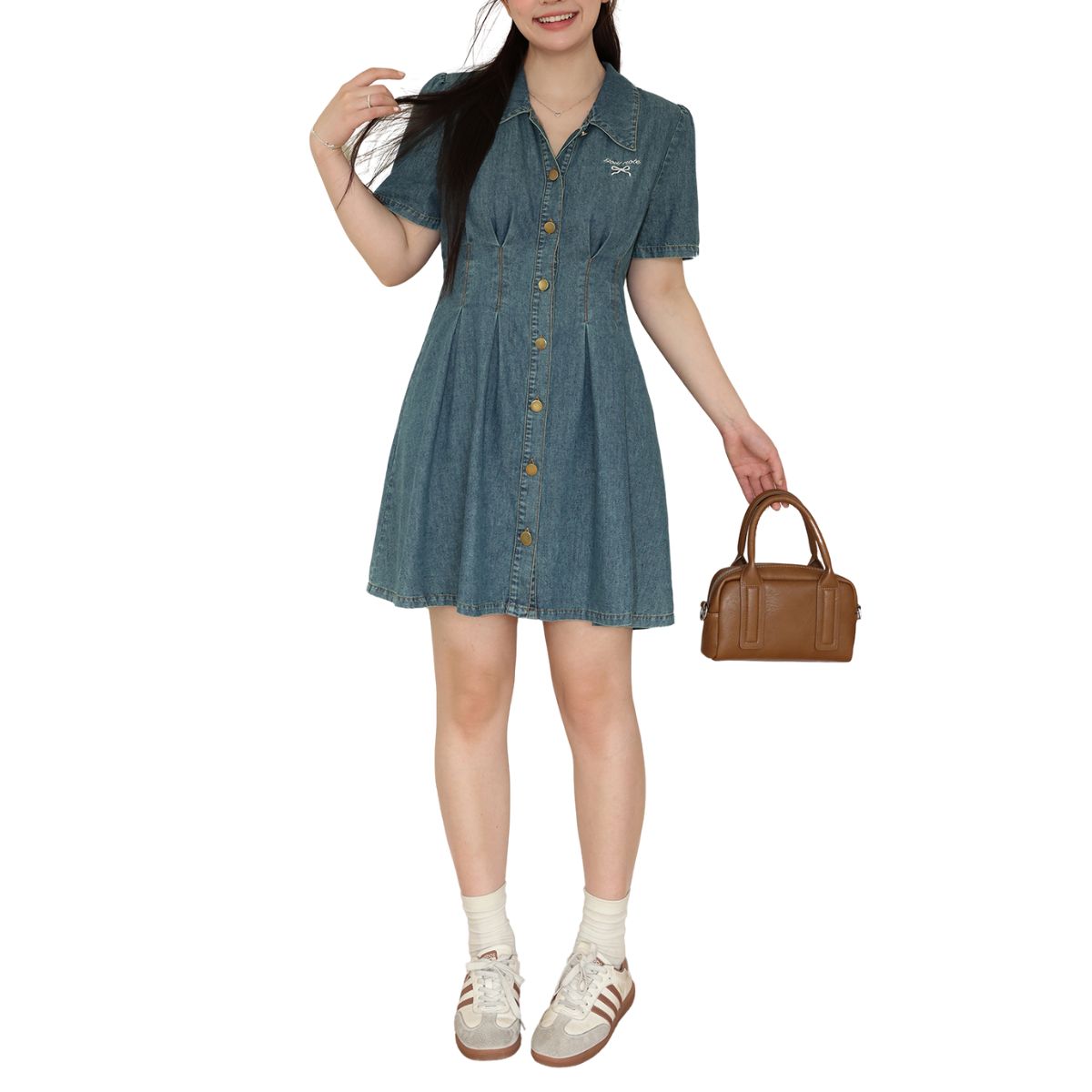 Minivestido vaquero con corsé bordado con lazo