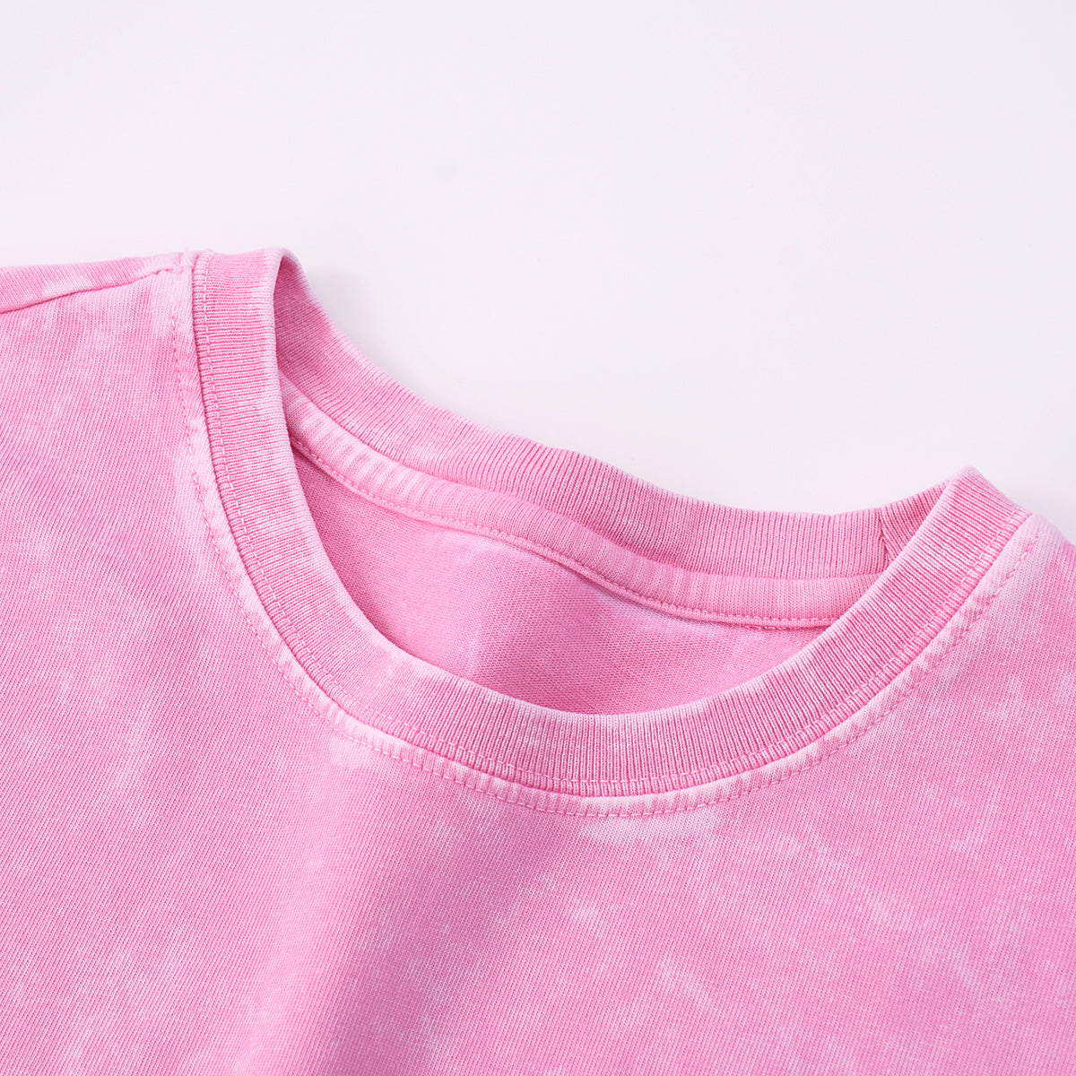 Camiseta holgada con lavado a la piedra para mujer de 7.5 oz