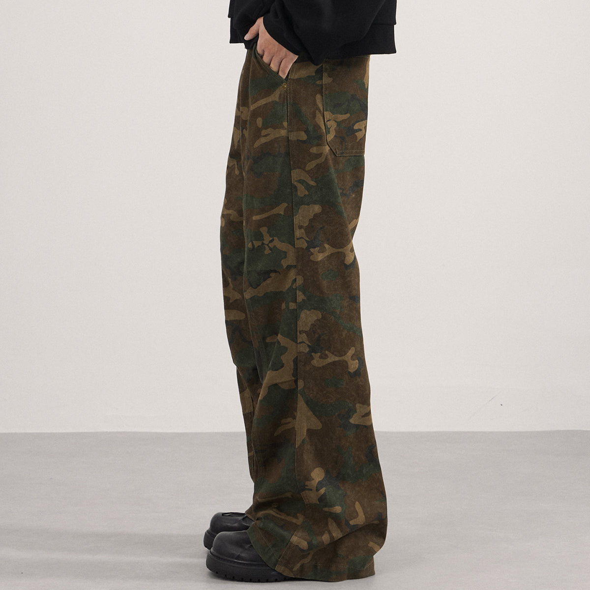 Casual Comfort Utility Camouflage Cargo Pants