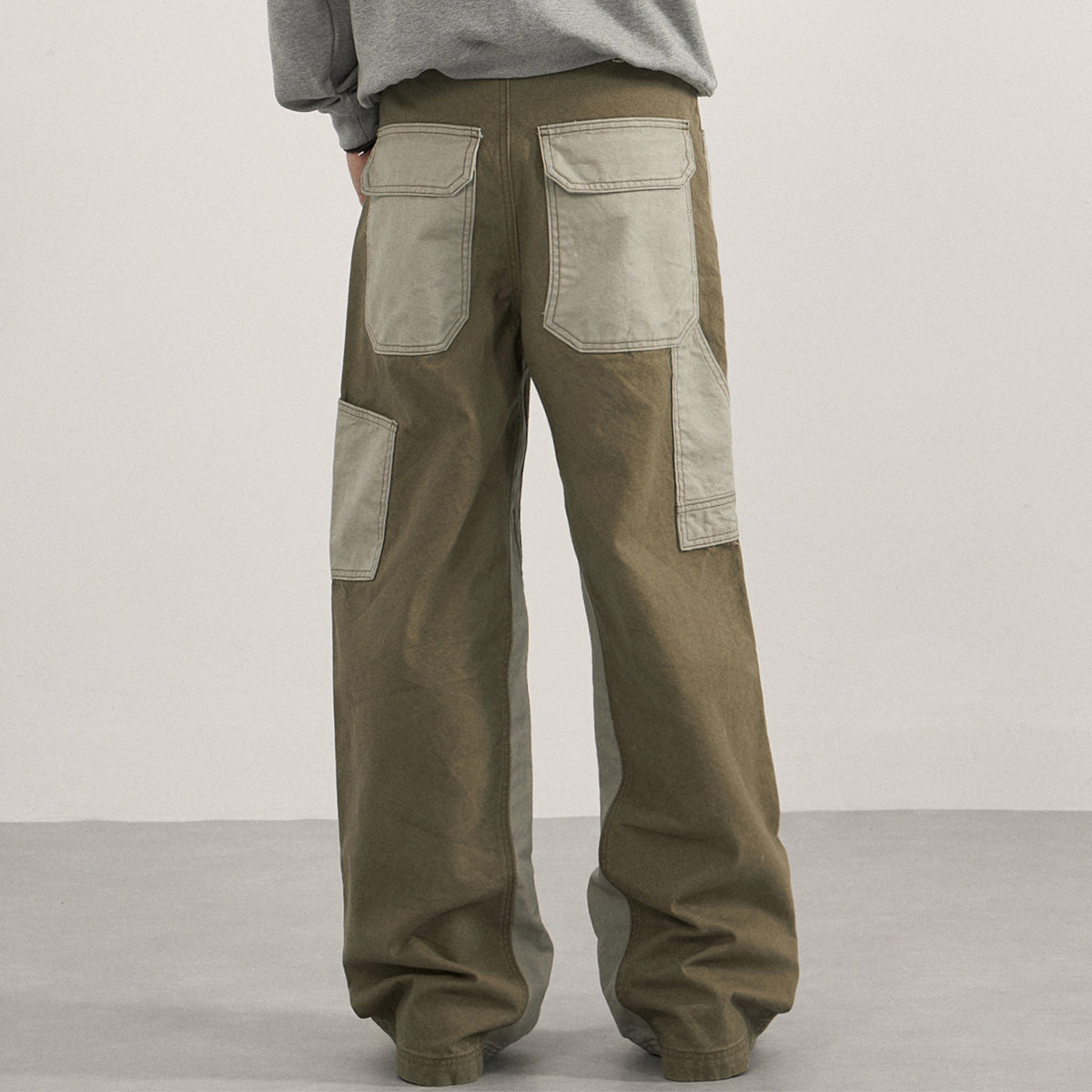 Cargo Contrast Pocket Loose Fit Pants