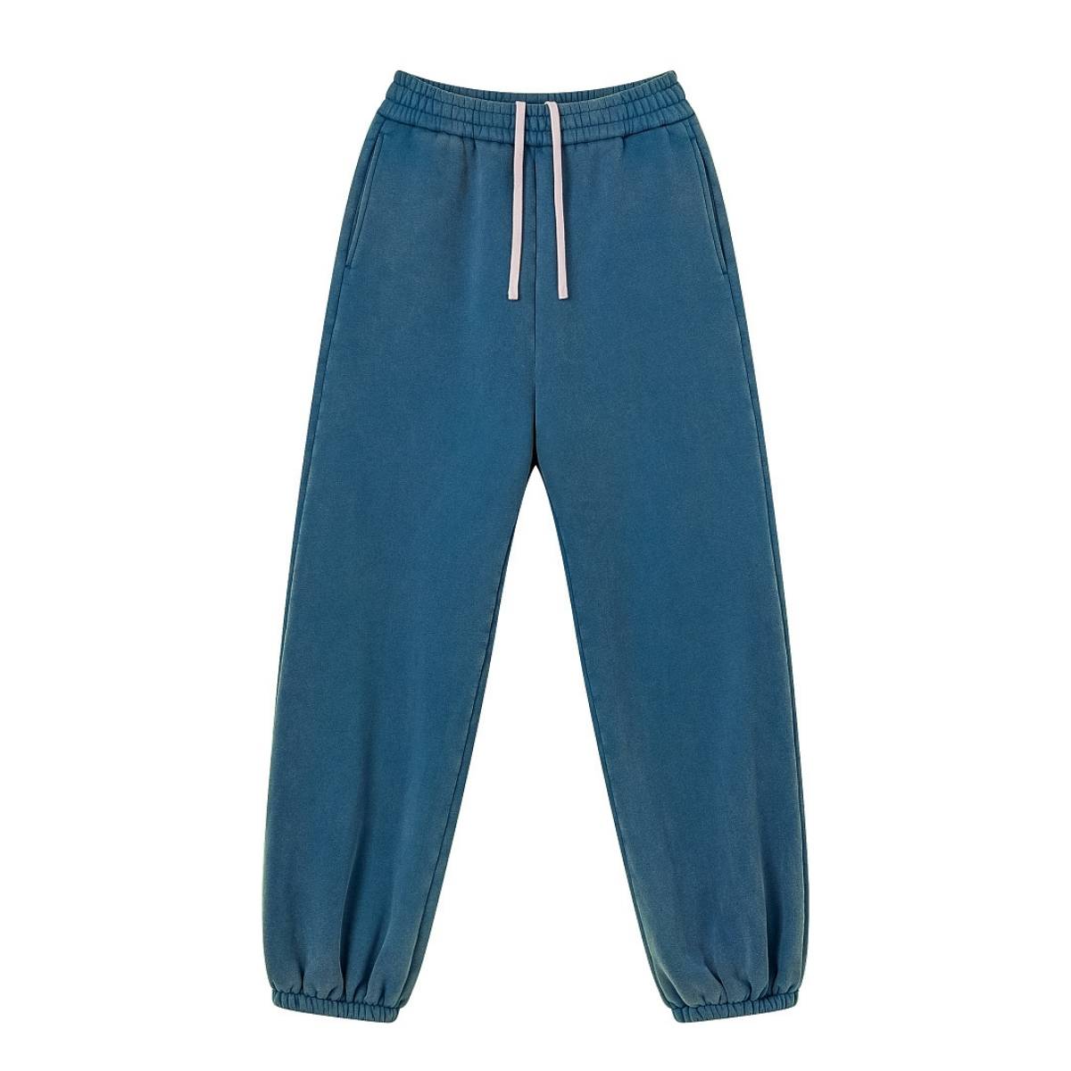 Jogger holgado descolorido y lavado