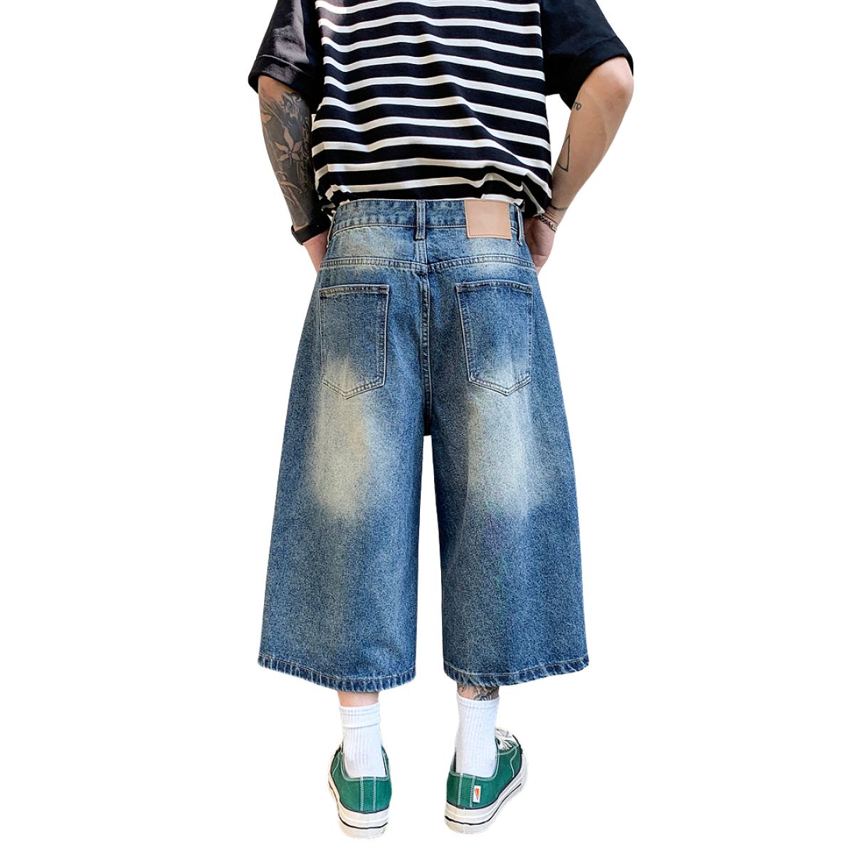 Bermudas con lavado vintage y salpicaduras de tinta