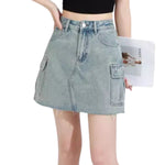 Falda vaquera con bordado de perlas y lavado vintage