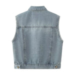 Shorts vaqueros con mariposas bordadas y adornados con perlas