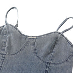 Falda vaquera con bordado de perlas y lavado vintage