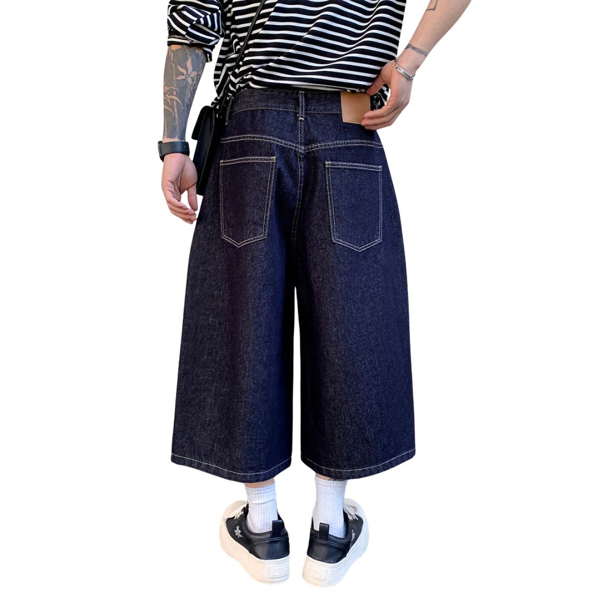 Bermudas con lavado vintage y salpicaduras de tinta