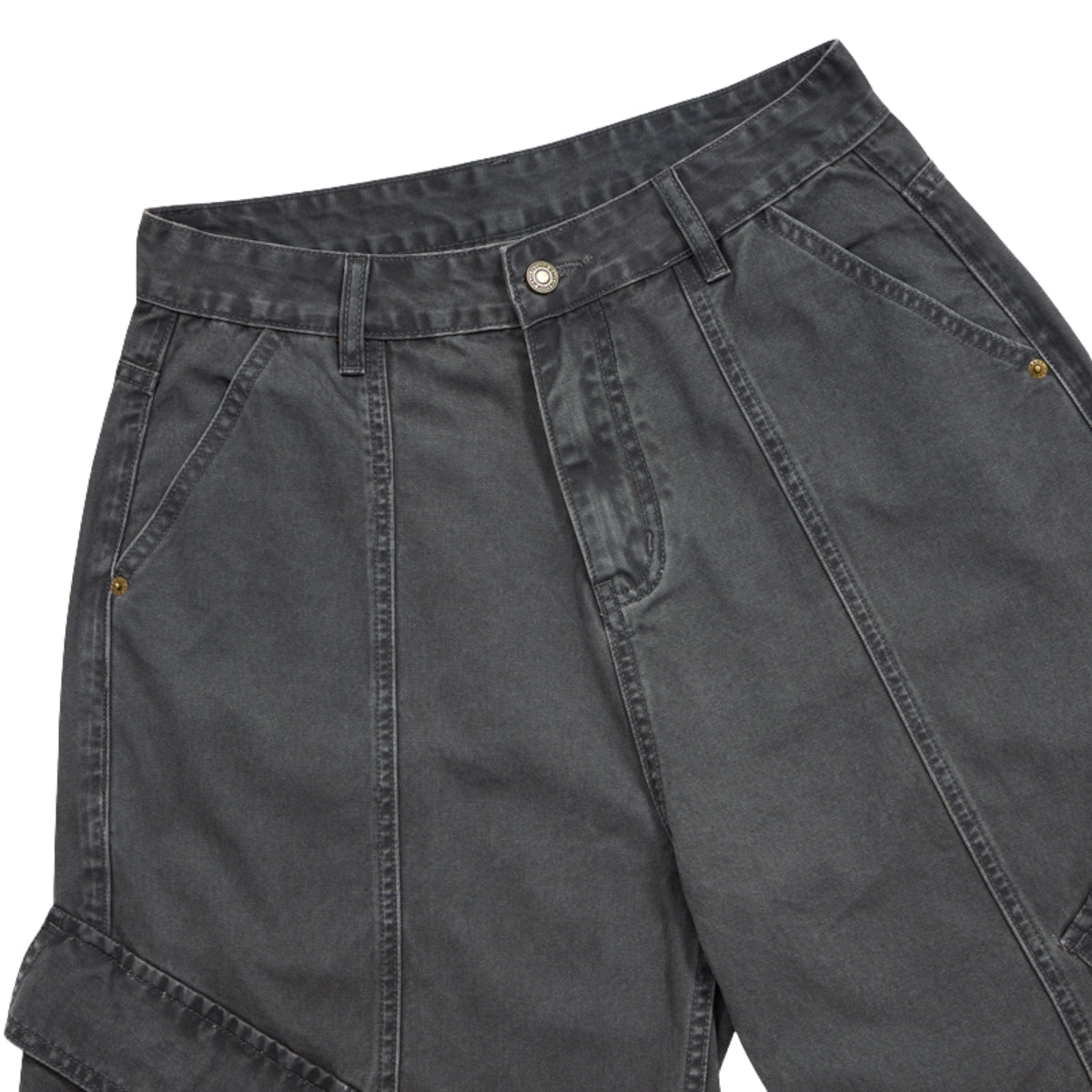 Bermudas con lavado vintage y salpicaduras de tinta
