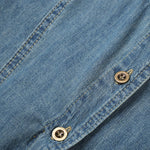 Falda vaquera con bordado de perlas y lavado vintage