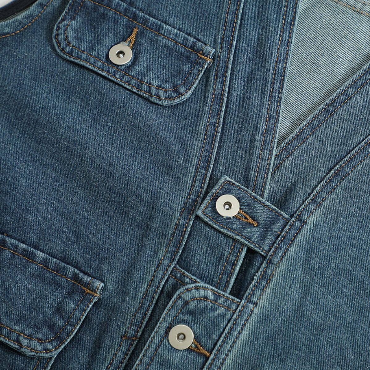 Shorts vaqueros con mariposas bordadas y adornados con perlas