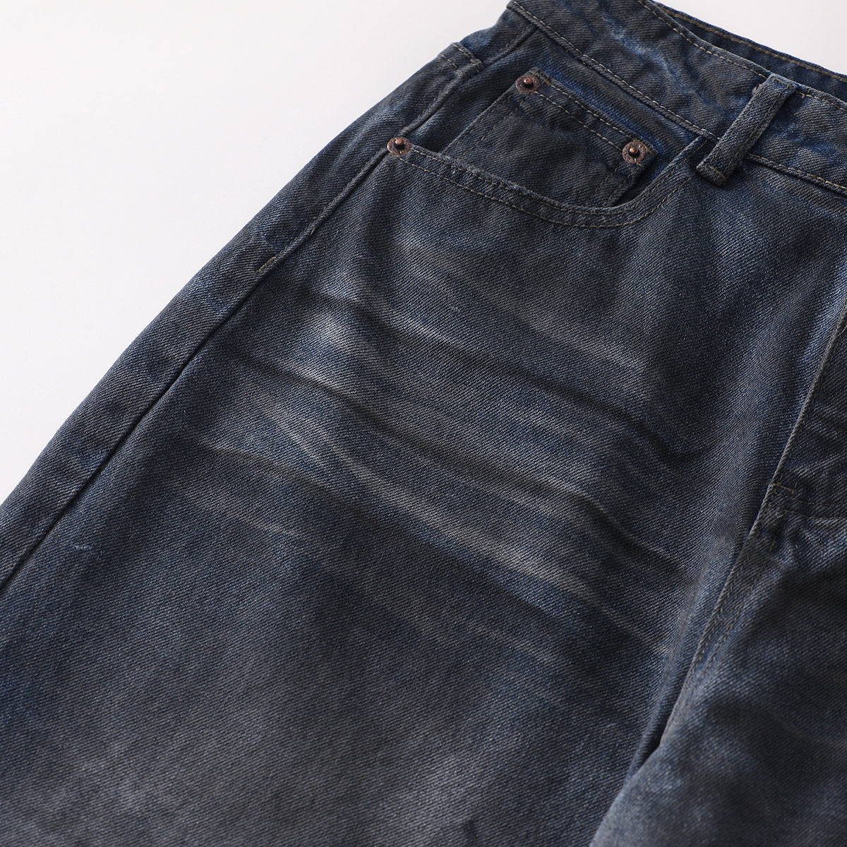 Fray Hem Vintage Wide-Leg Distressed Jeans