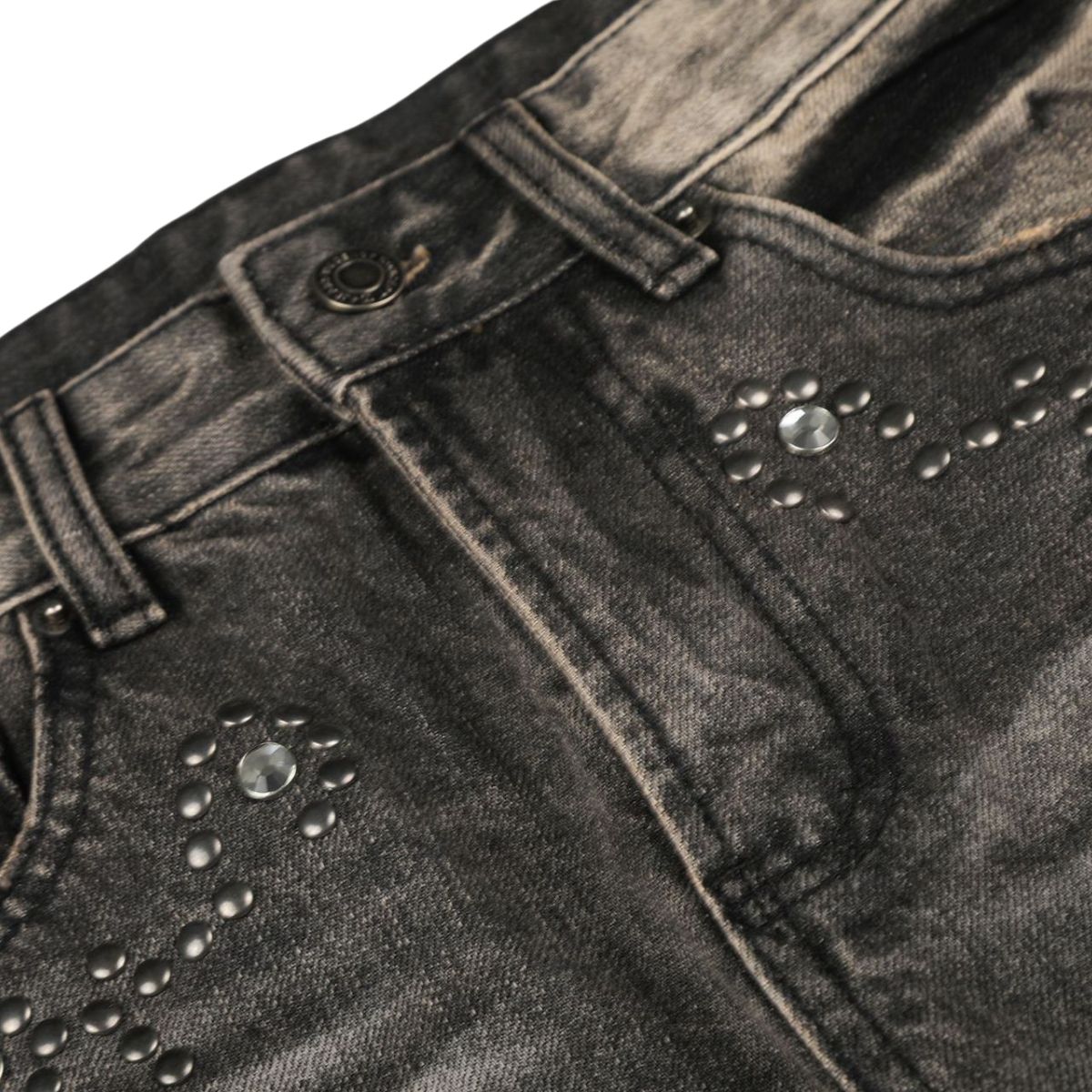 Trendy Metal Stud Embellished Relaxed Fit Jeans