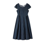 Falda vaquera con bordado de perlas y lavado vintage