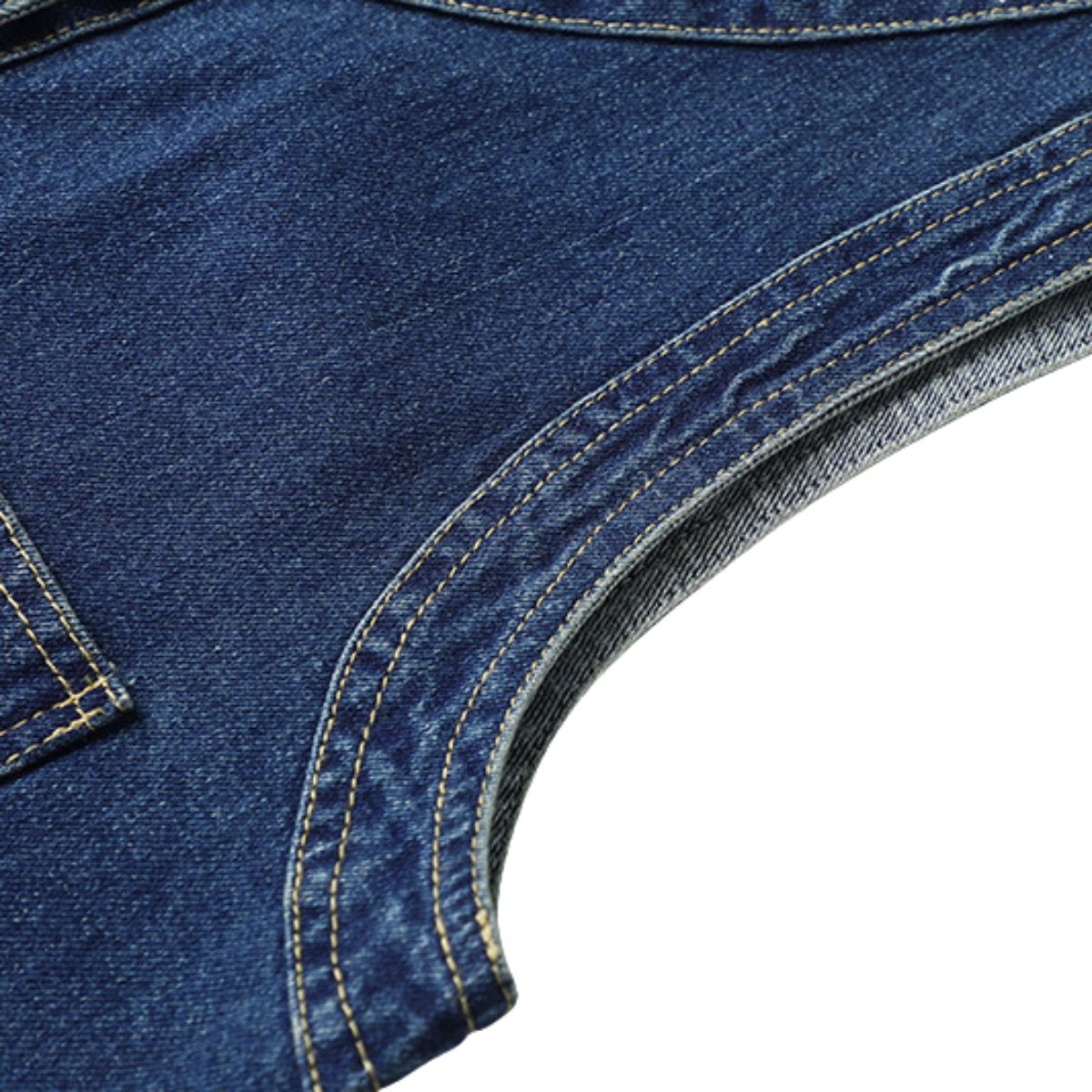 Shorts vaqueros con mariposas bordadas y adornados con perlas