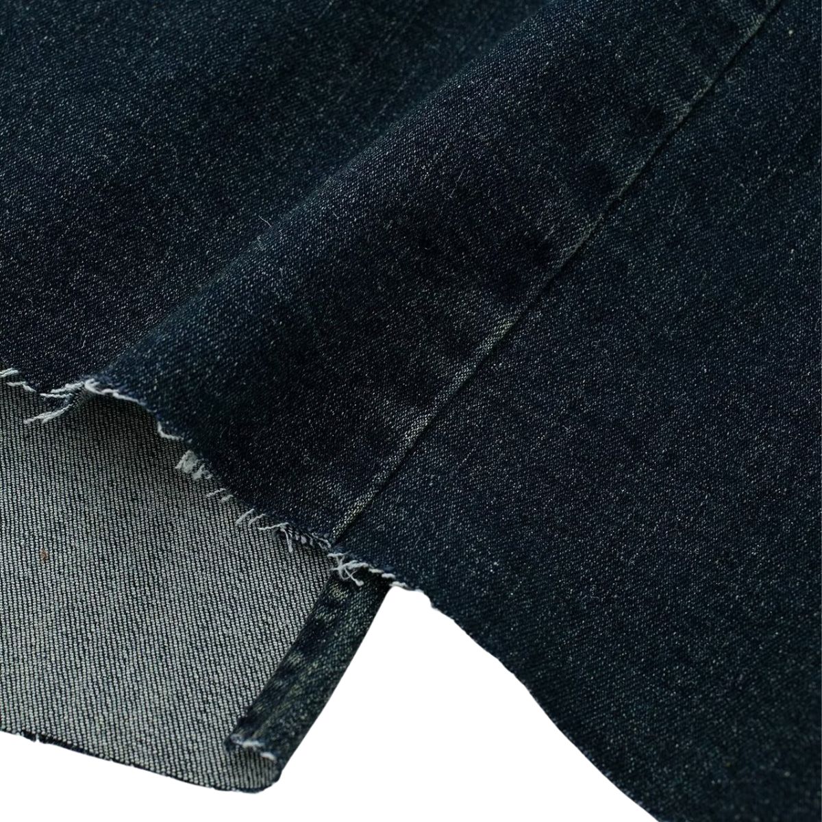 Falda vaquera con bordado de perlas y lavado vintage