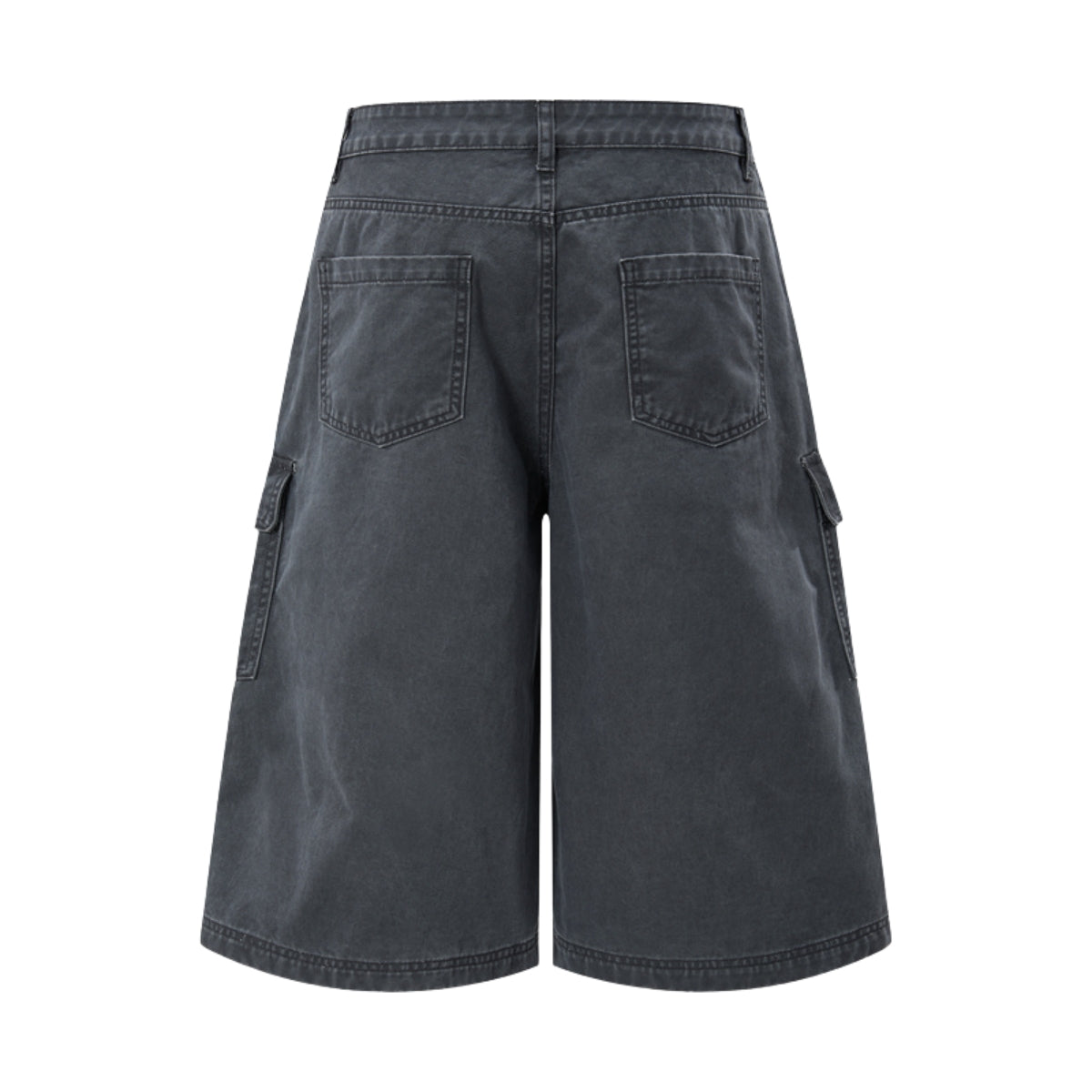 Bermudas con lavado vintage y salpicaduras de tinta