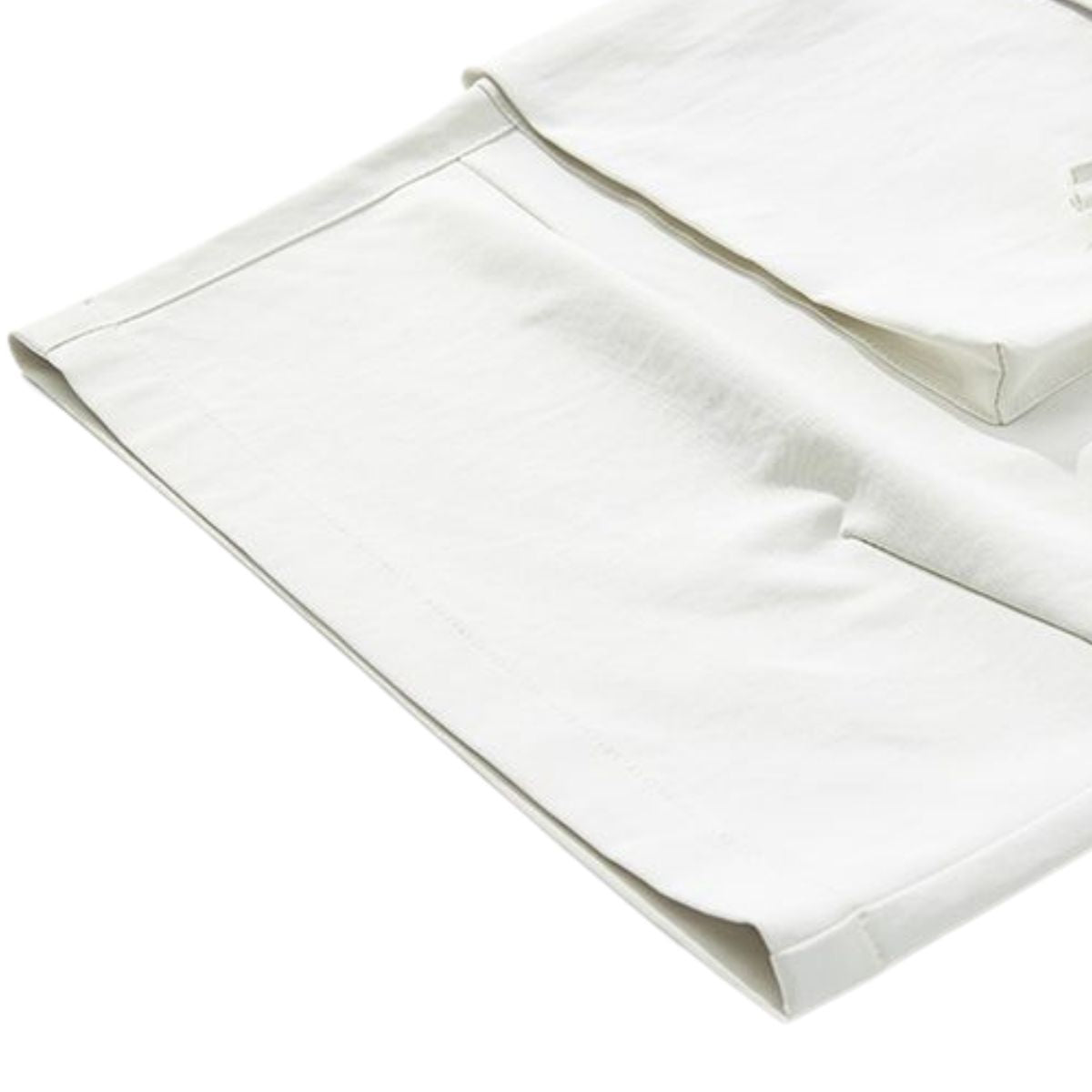 Pantalones cargo de pierna ancha y corte tobillero