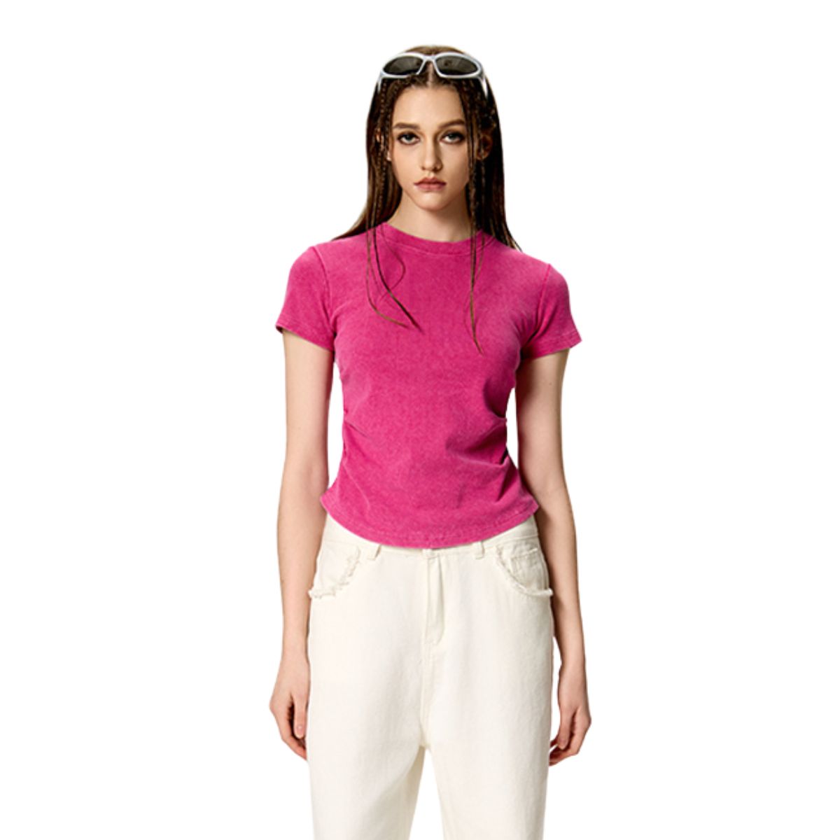 Camiseta de algodón lavado, corte entallado y cintura plisada, 8.4 oz