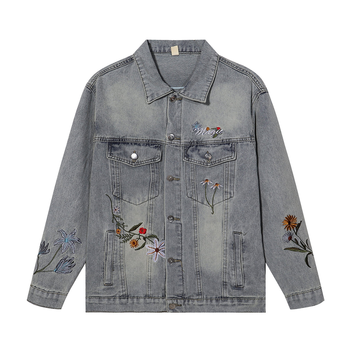 Shorts vaqueros con mariposas bordadas y adornados con perlas