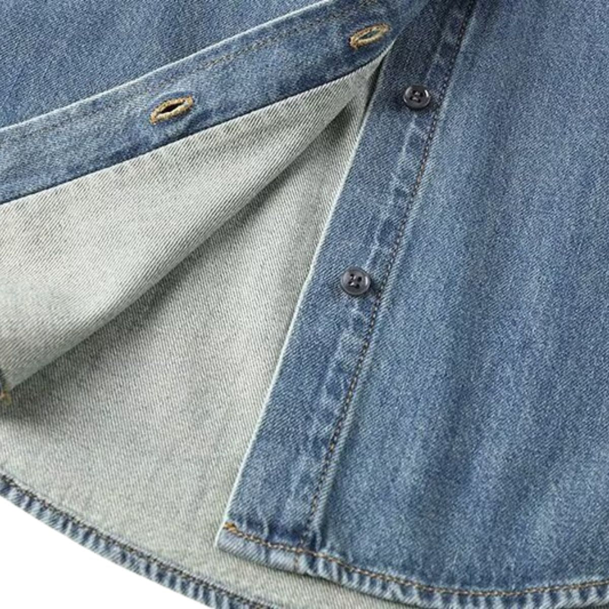 Vestido midi vaquero sin mangas con botones y aberturas en la parte delantera