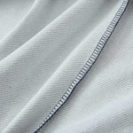 Falda vaquera con bordado de perlas y lavado vintage