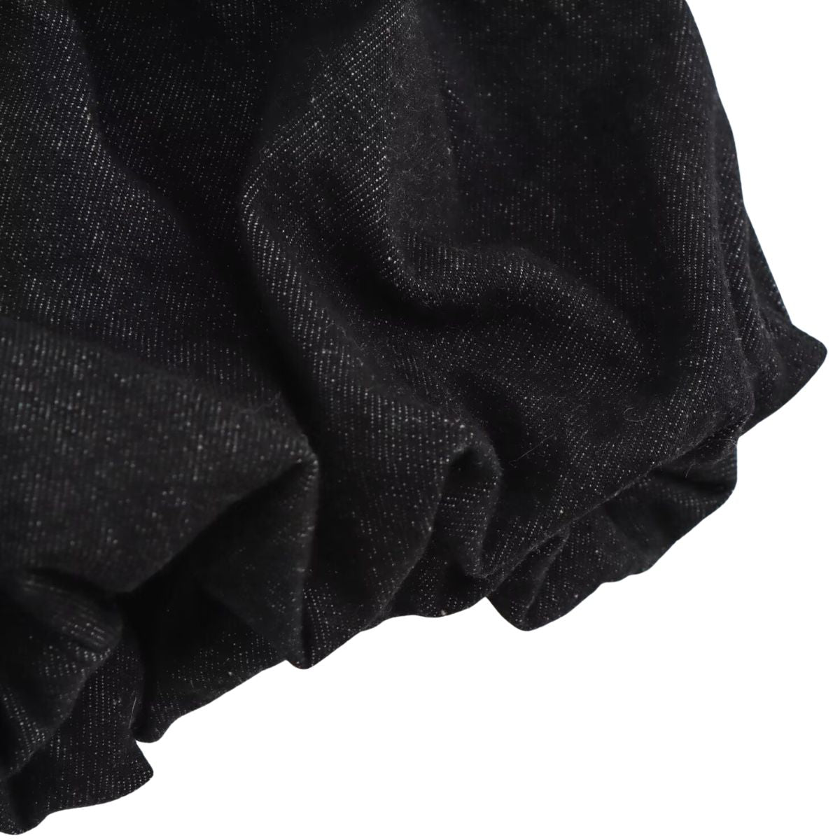 Falda vaquera con bordado de perlas y lavado vintage