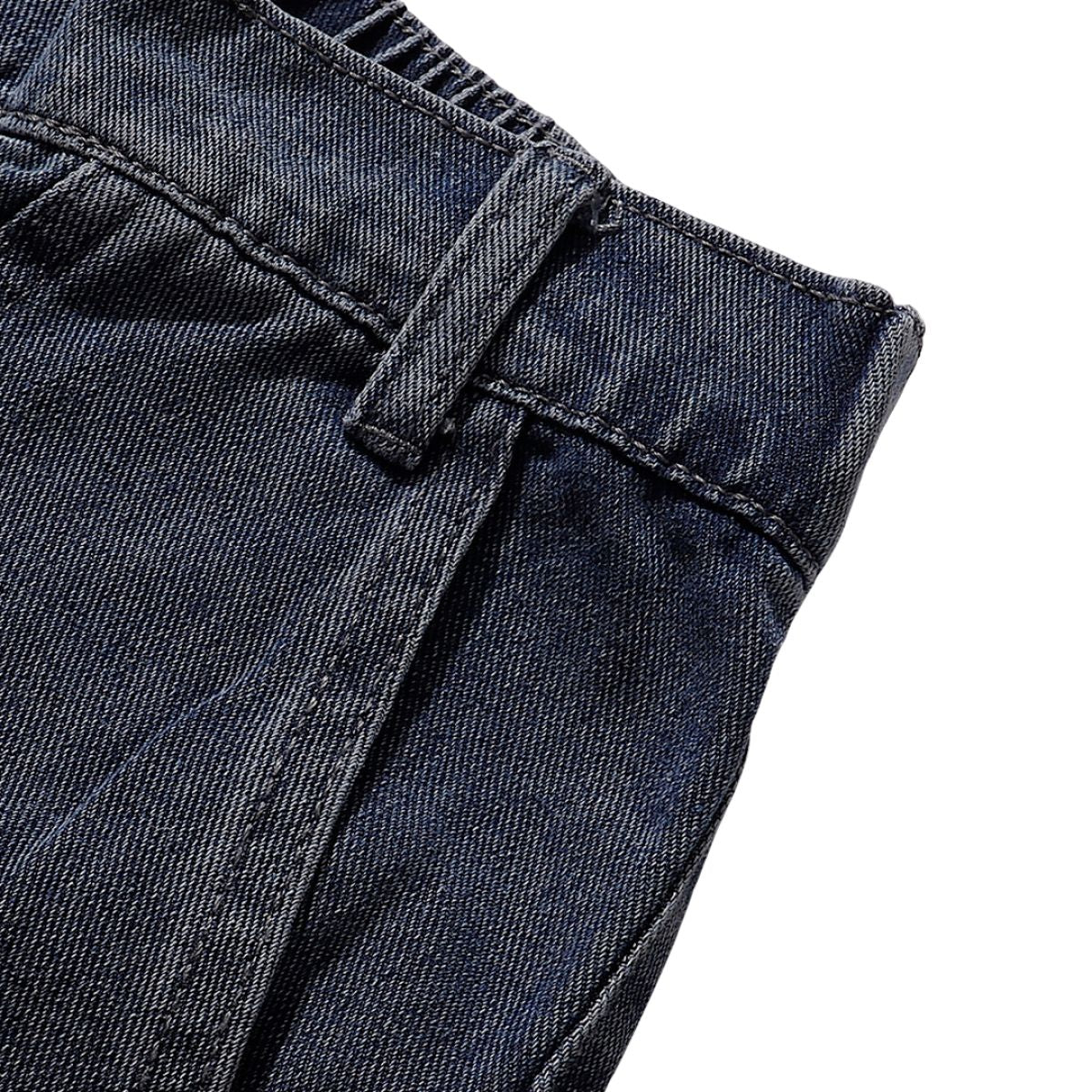 Bermudas con lavado vintage y salpicaduras de tinta