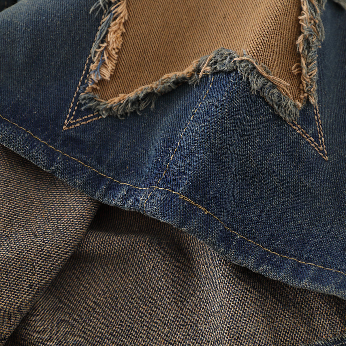 Elastic Waist Star Applique Bermuda Shorts