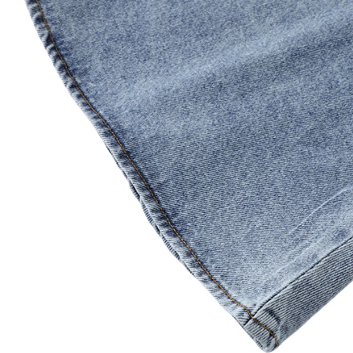 Falda vaquera con bordado de perlas y lavado vintage