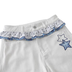 Bermudas de mezclilla desgastada con estampado de salpicaduras