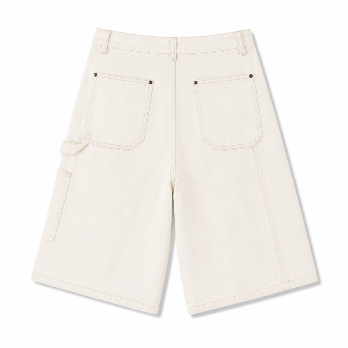Bermudas con lavado vintage y salpicaduras de tinta