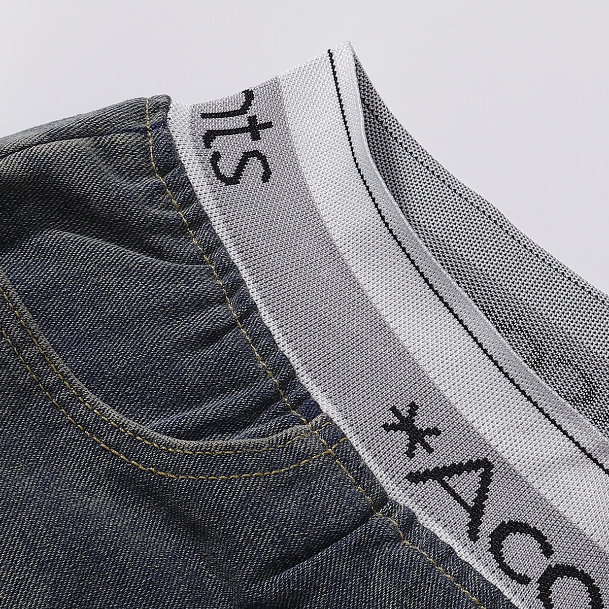 Elastic Waistband Wide Leg Denim Pants