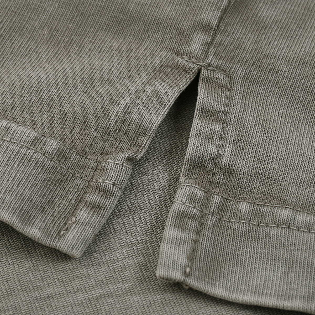 Polo teñido inverso de peso pesado de 9,6 oz