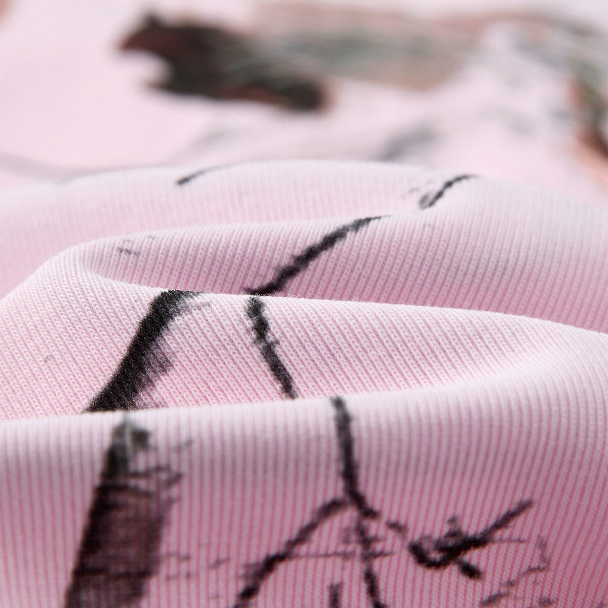 Nature Inspired Pink Camo Leaf Print Casual Tank