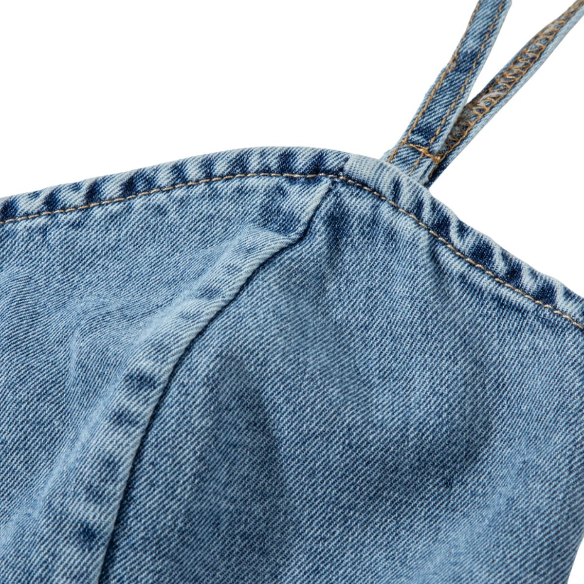 Falda vaquera con bordado de perlas y lavado vintage