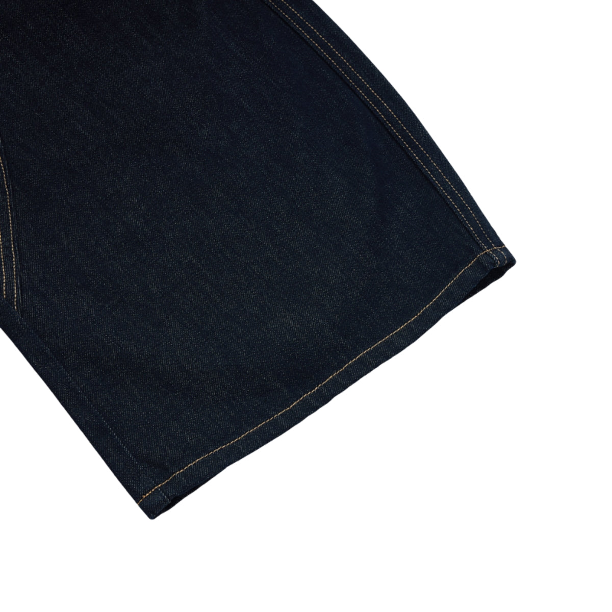 Bermudas con lavado vintage y salpicaduras de tinta