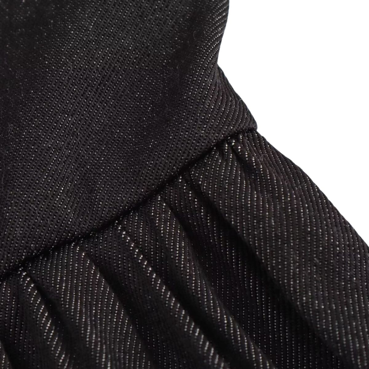 Falda vaquera con bordado de perlas y lavado vintage