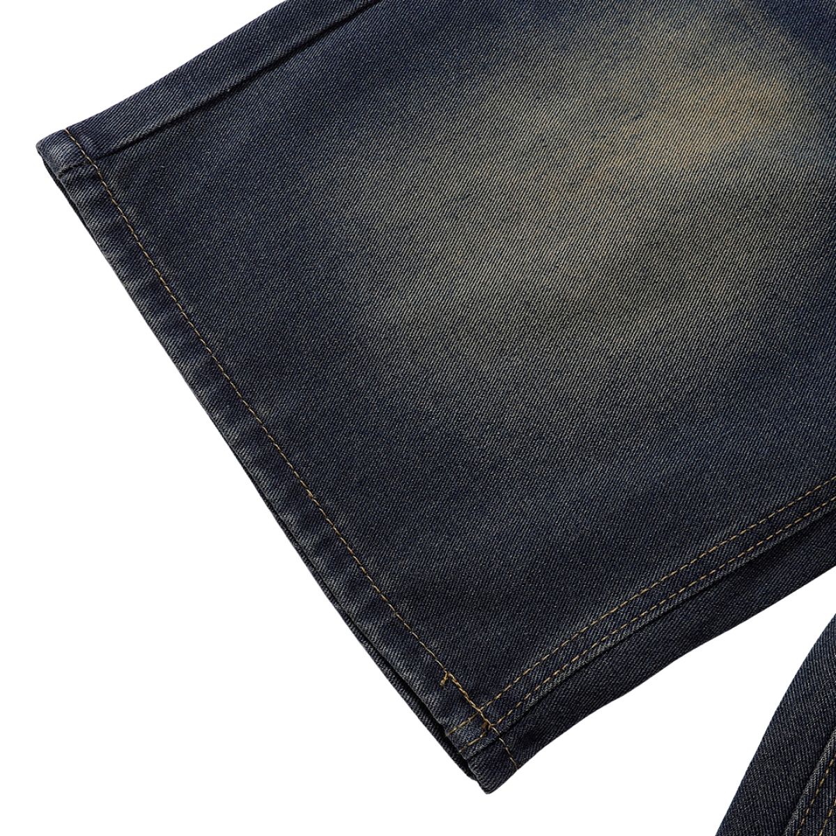 Bermudas con lavado vintage y salpicaduras de tinta