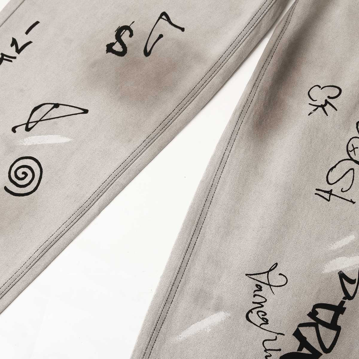 Graffiti Print Washed Wide-Leg Jeans