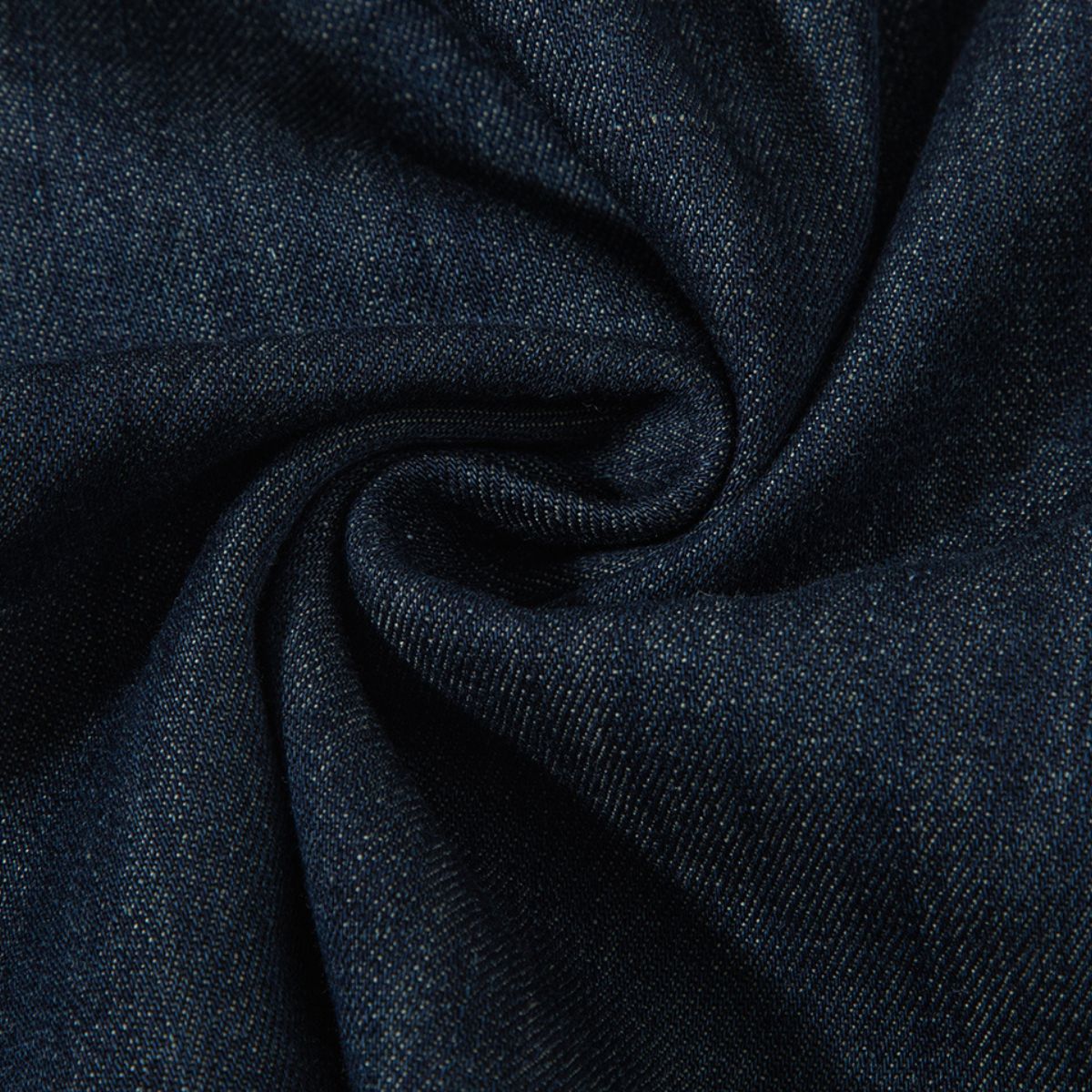 Falda vaquera con bordado de perlas y lavado vintage