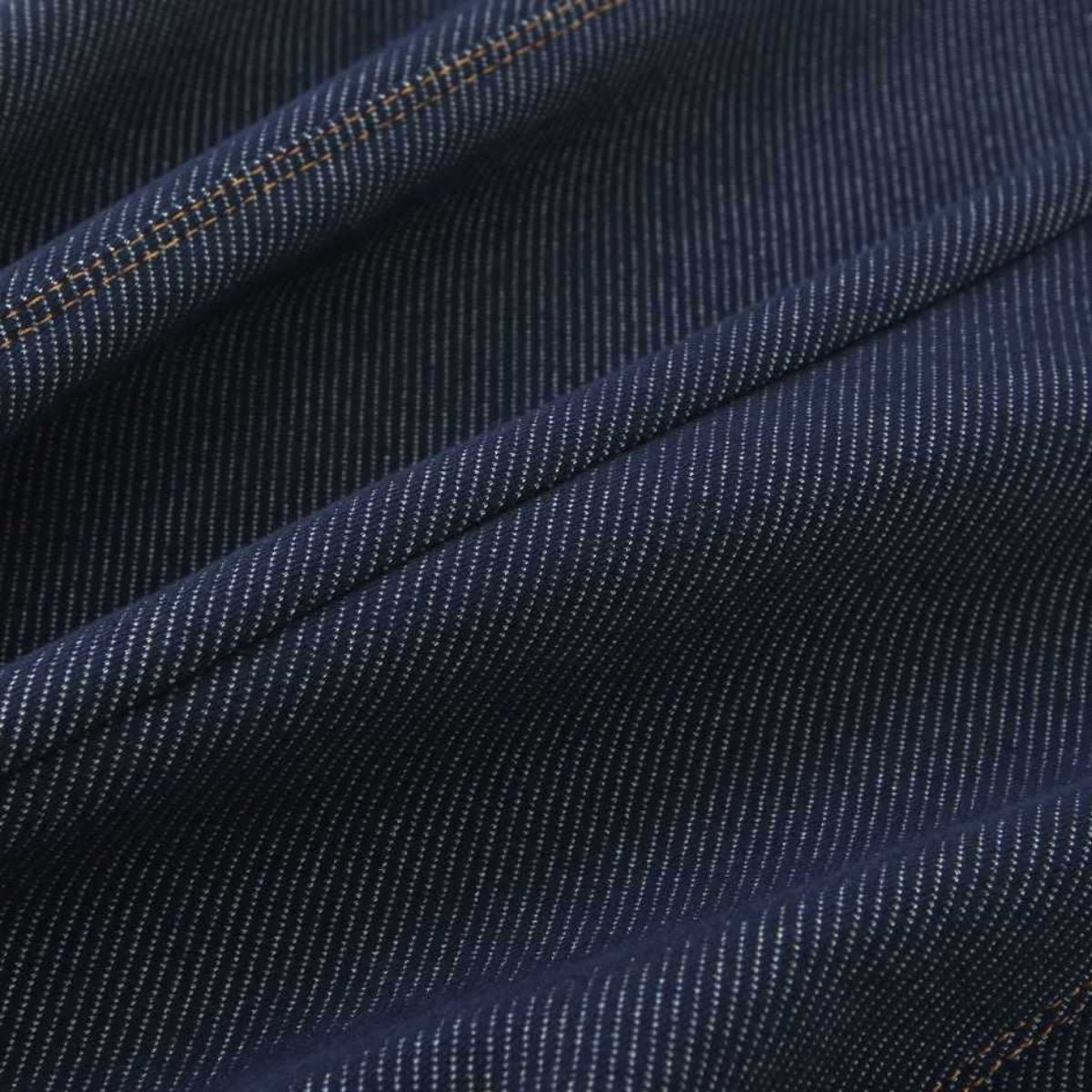 Falda vaquera con bordado de perlas y lavado vintage