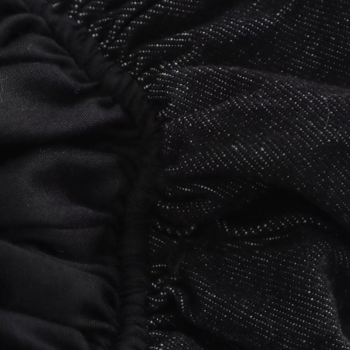 Falda vaquera con bordado de perlas y lavado vintage