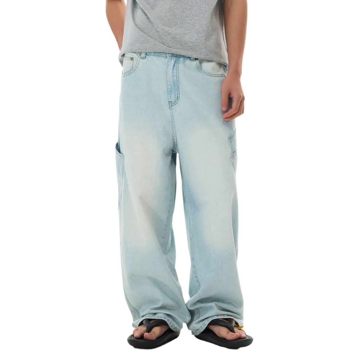 Light Wash Utility Cargo Pocket Wide Leg Jeans