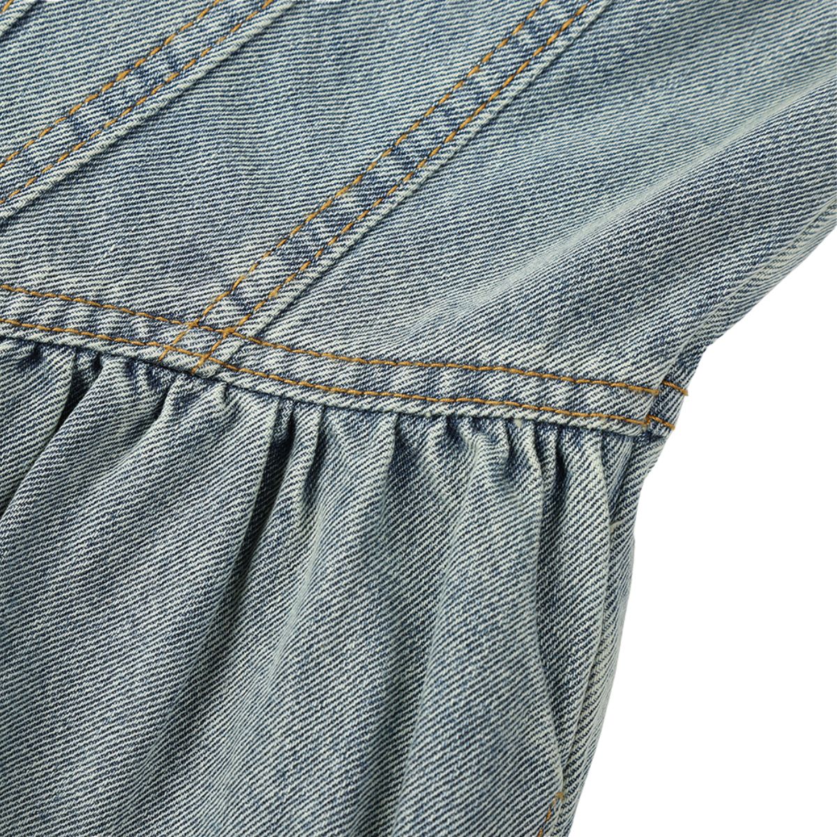 Falda vaquera con bordado de perlas y lavado vintage