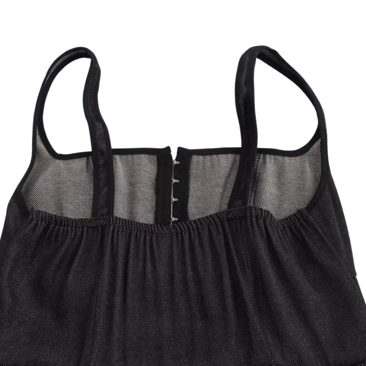 Falda vaquera con bordado de perlas y lavado vintage